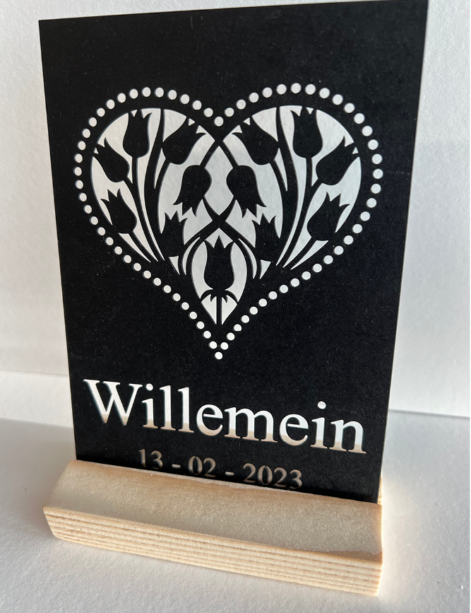 Laser geboortekaartjes